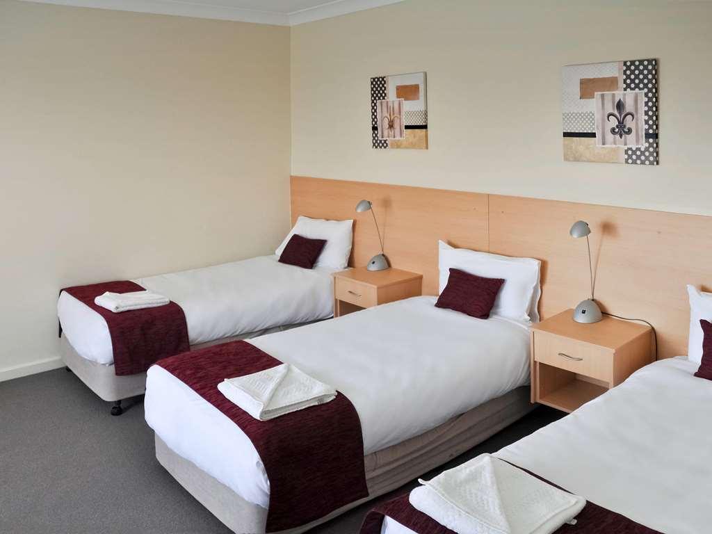 ホテル Ibis Styles オレンジ 部屋 写真