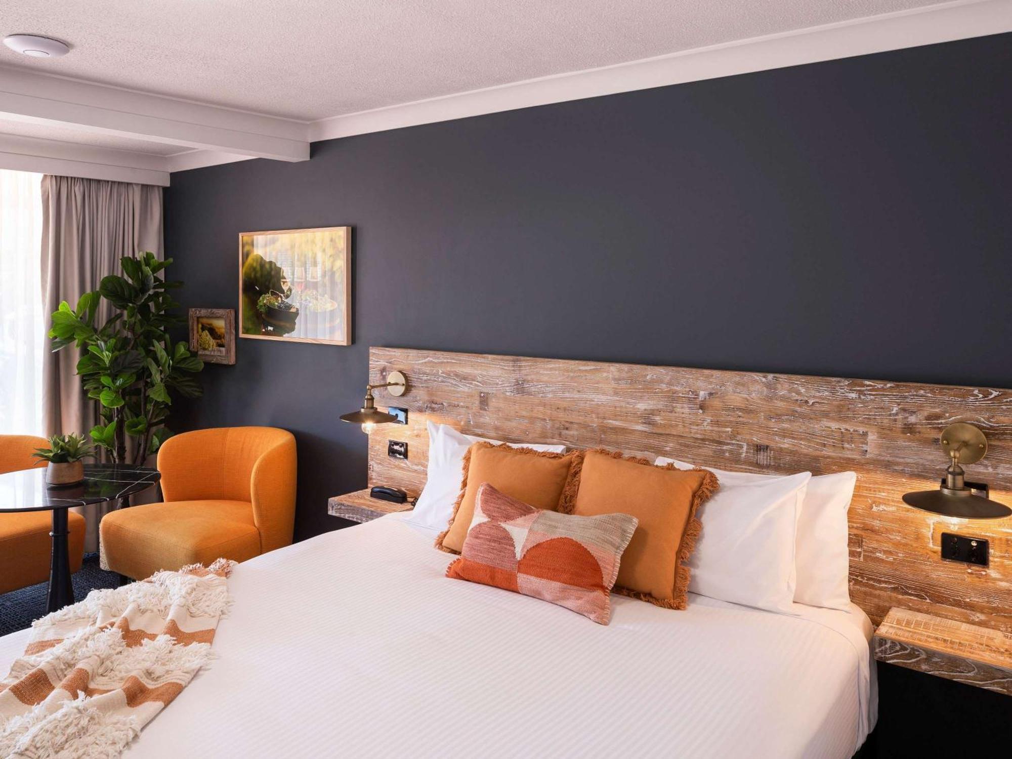 ホテル Ibis Styles オレンジ エクステリア 写真